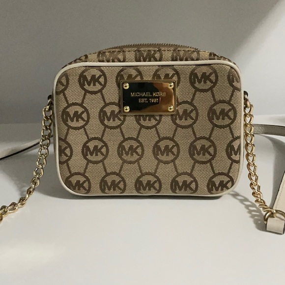 MK Crossbody - Picture 1 of 6